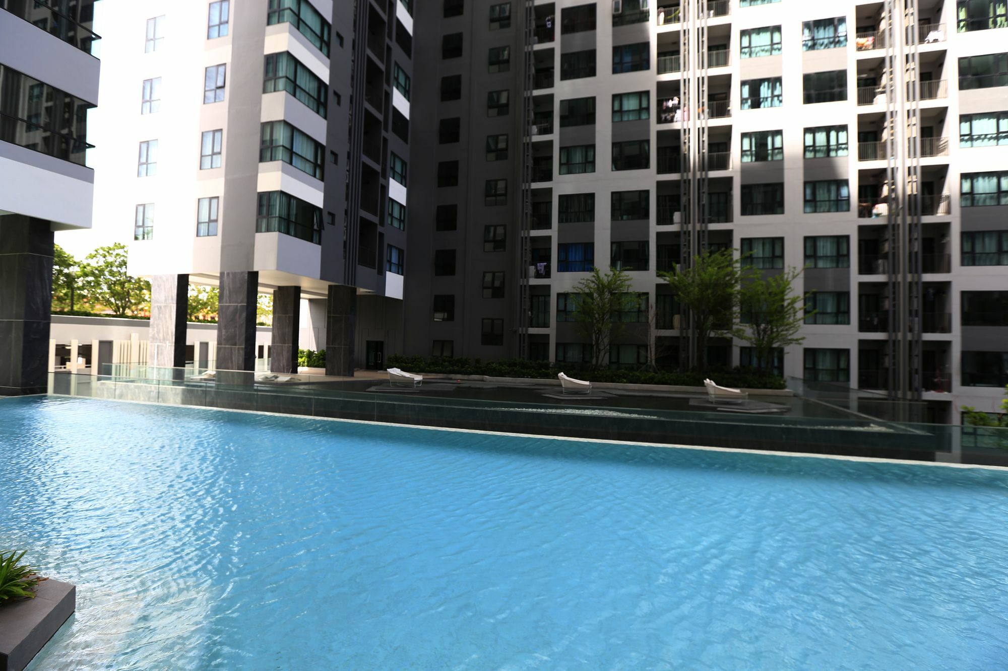 Appartement The Base à Pattaya Extérieur photo